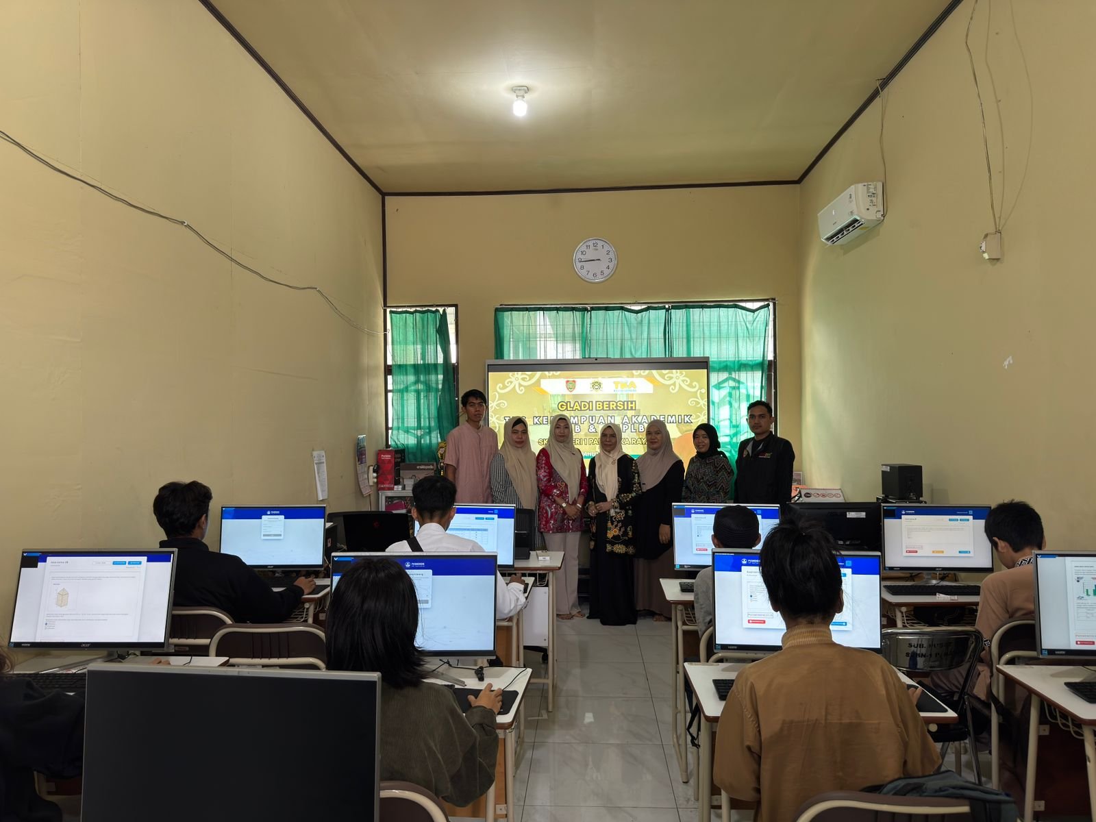 Gladi Bersih TKA Jenjang SDLB dan SMPLB di SKH Negeri 1 Palangka Raya Berjalan Lancar