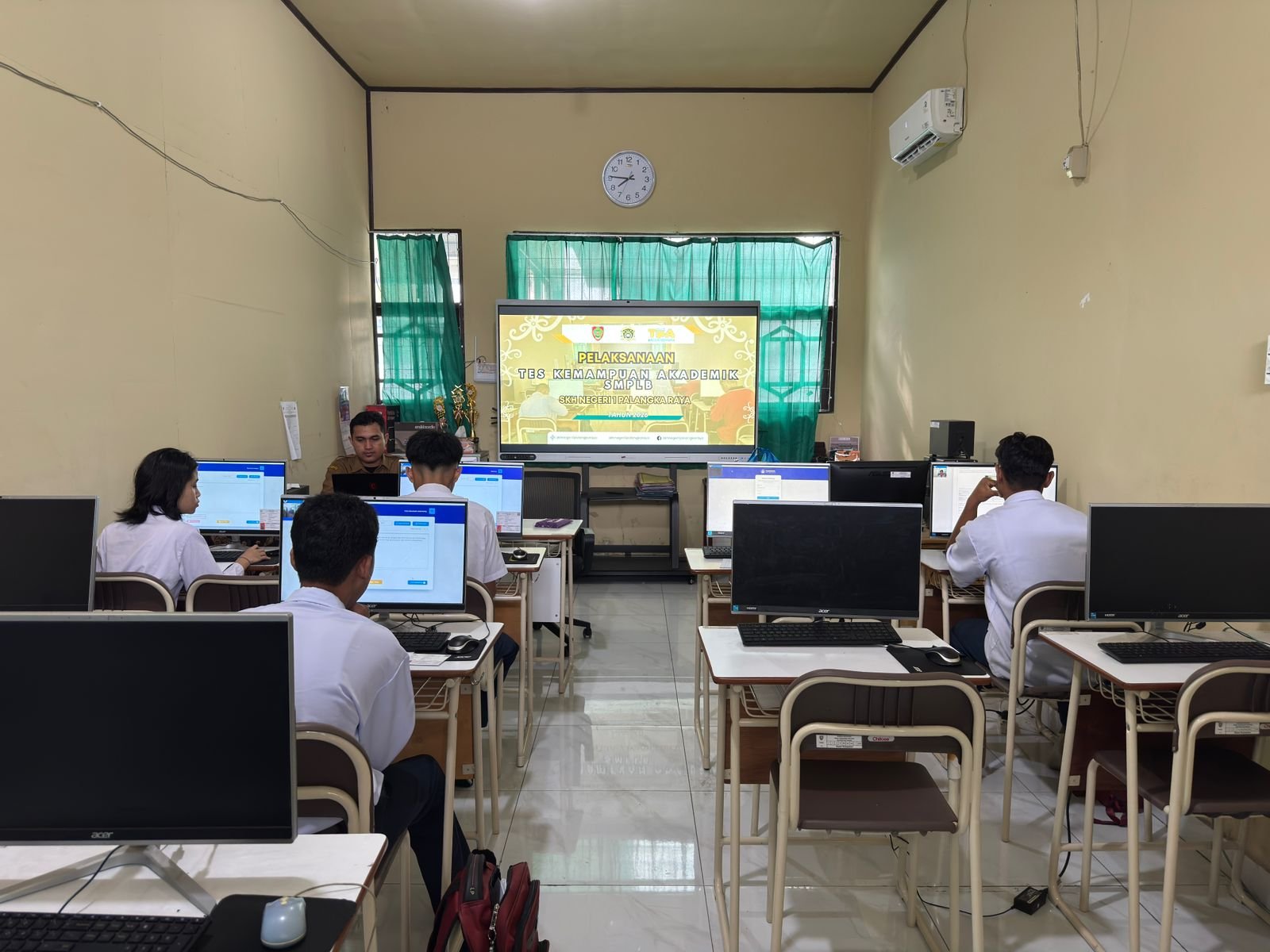 Pelaksanaan TKA Jenjang SMPLB Berjalan Dengan Lancar