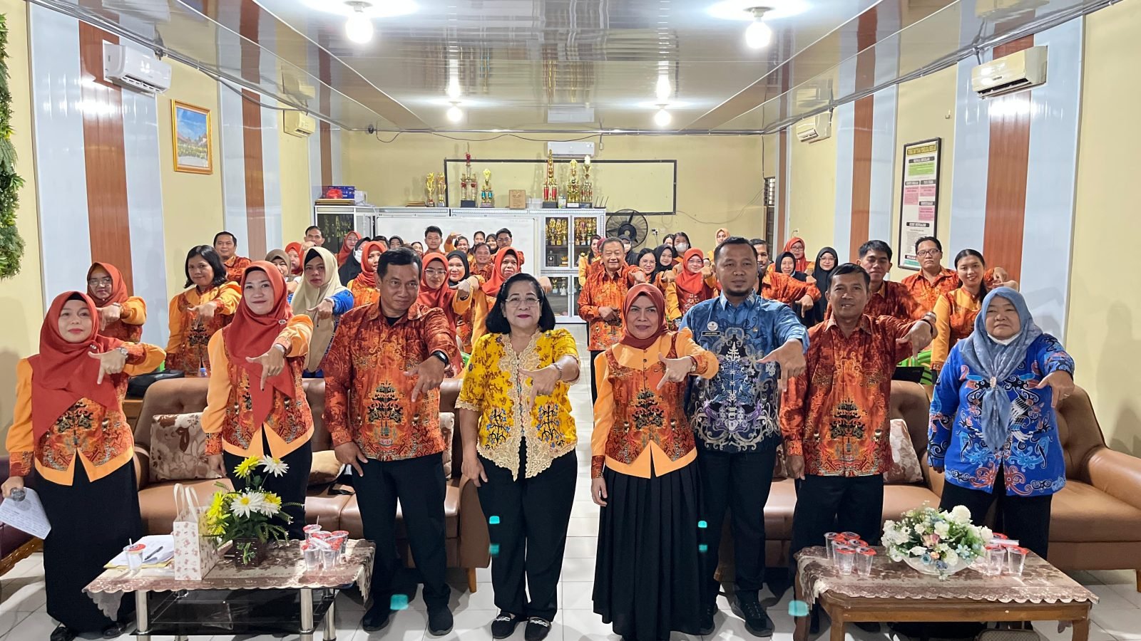 SKH Negeri 1 Palangka Raya Laksanakan Bimtek Sistem Penjaminan Mutu Internal untuk Meningkatkan Kualitas Layanan Pendidikan